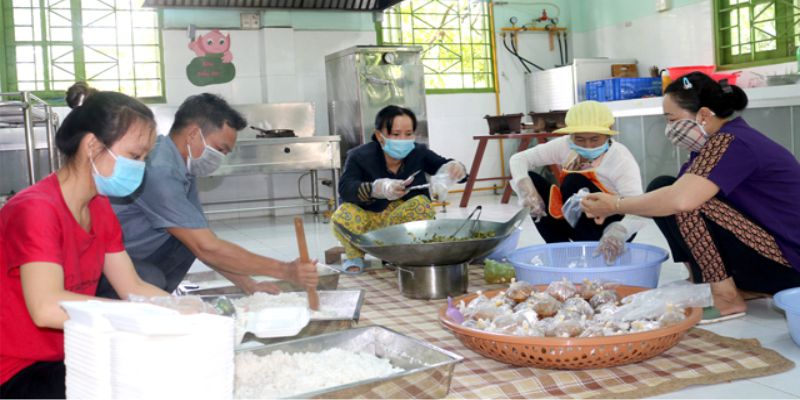 Lan tỏa giá trị nhân ái và sẻ chia thông qua chương trình thiện nguyện ý nghĩa